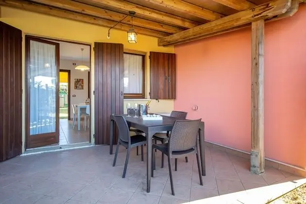 Family Sıra Ev, 1 Çift Kişilik Yatak, Bahçeli (Albarella S2 1)