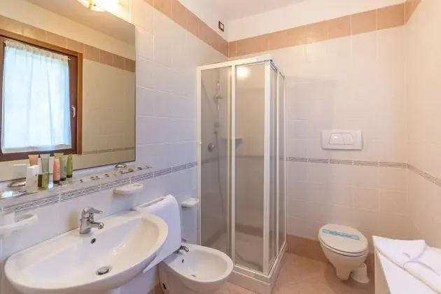 Family Sıra Ev, 1 Çift Kişilik Yatak, Bahçeli (Albarella S2 3)