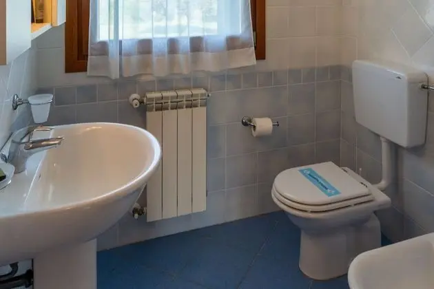 Family Sıra Ev, Birden Çok Yatak, 2 Banyolu, Bahçeli (Albarella S3 2)