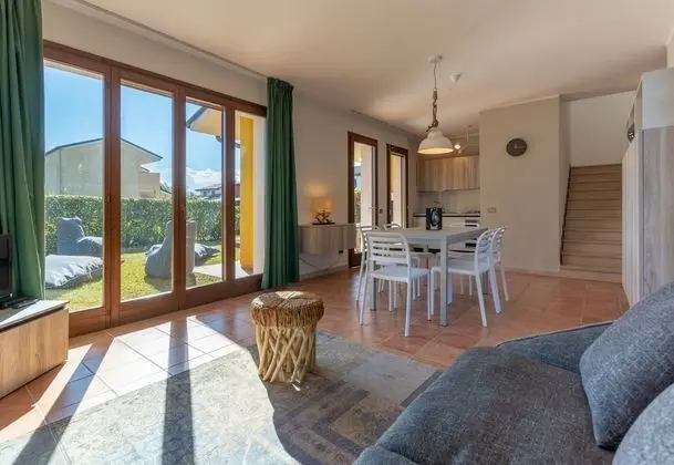 Family Ev, Birden Çok Yatak, 2 Banyolu, Bahçeli (Albarella V4 5)