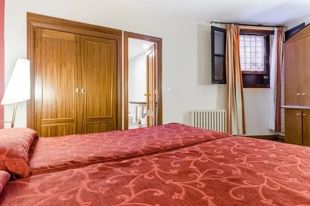 Tek Büyük Yataklı Oda (Mirador)