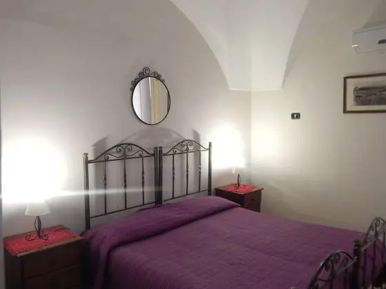 Classic Tek Büyük Yataklı Oda