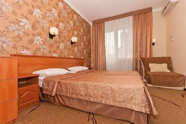 Comfort Tek Büyük veya İki Ayrı Yataklı Oda