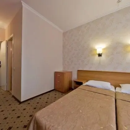 Comfort Tek Büyük veya İki Ayrı Yataklı Oda