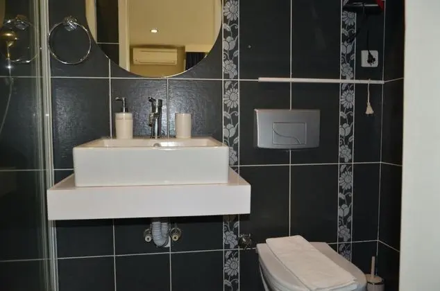 Private Oda, Bahçe Manzaralı, Balkonlu