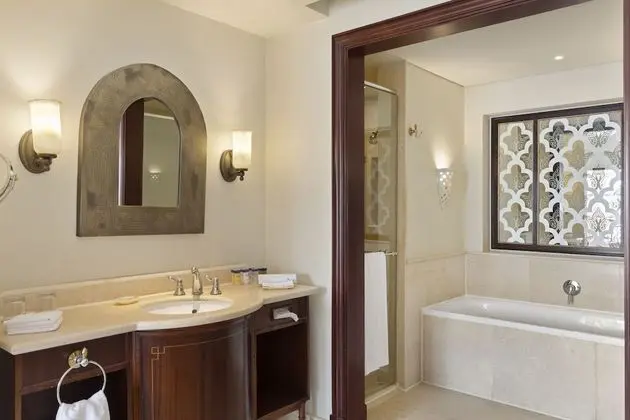 Deluxe Tek Büyük veya İki Ayrı Yataklı Oda, Deniz Manzaralı