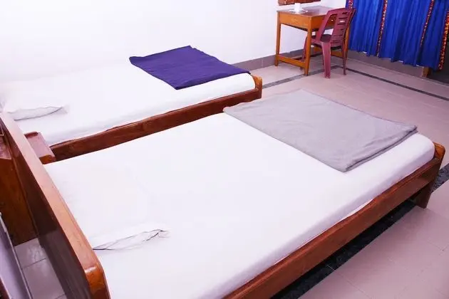 Standard Tek Büyük veya İki Ayrı Yataklı Oda