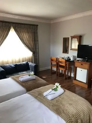 Luxury Tek Büyük Yataklı Oda