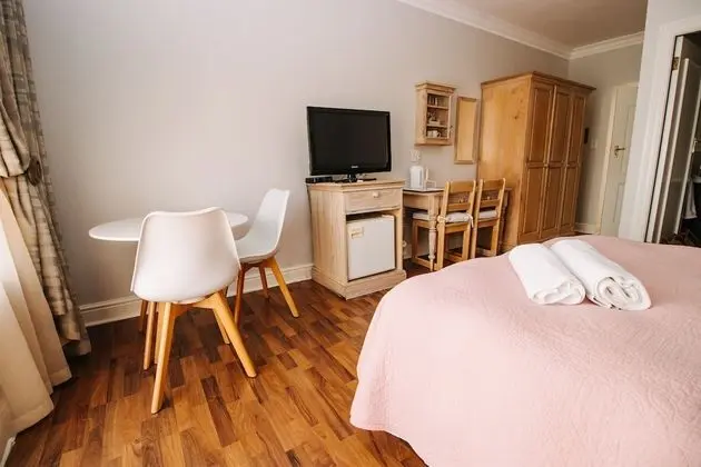 Luxury Tek Büyük Yataklı Oda