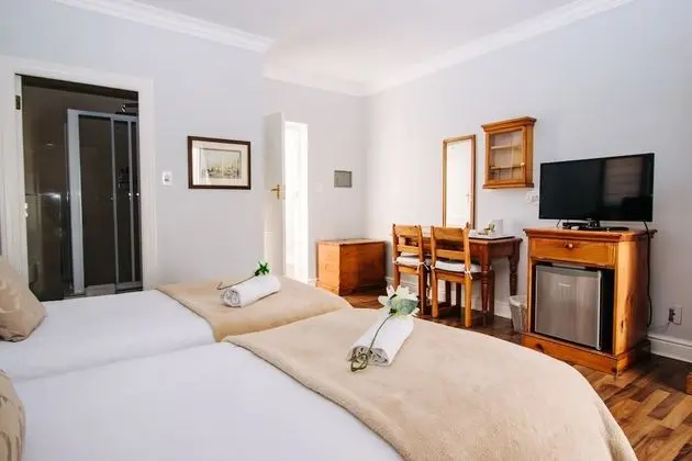 Luxury Tek Büyük Yataklı Oda