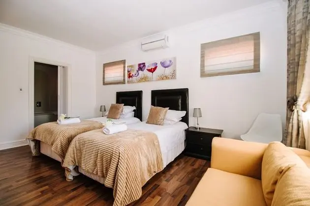 Luxury Tek Büyük Yataklı Oda