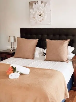 Luxury Tek Büyük Yataklı Oda
