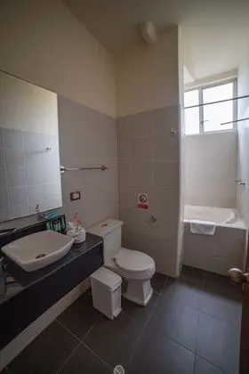 İki Ayrı Yataklı Oda, 2 Büyük (Queen) Boy Yatak, Balkon, Şehir Manzaralı