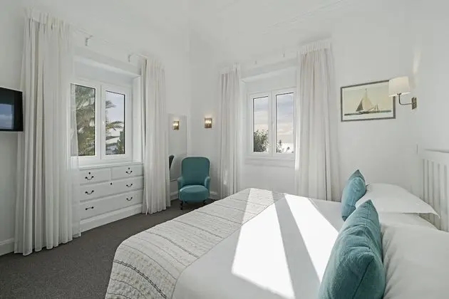 Tek Büyük Yataklı Oda, Deniz Manzaralı (in Manor House)