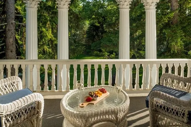 Deluxe Oda, 1 Büyük (Queen) Boy Yatak, Balkon, Bahçe Manzaralı