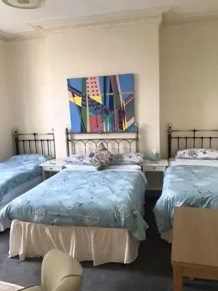 Süit, Ortak Banyo (Sleeps 4)