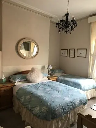 Tek Büyük Yataklı Oda, Banyolu/Duşlu