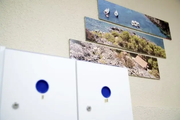 Ortak Ranzalı Oda, Karma Ranzalı Oda, Ortak Banyo (1 bed in a 8-Bed Dormitory Room)