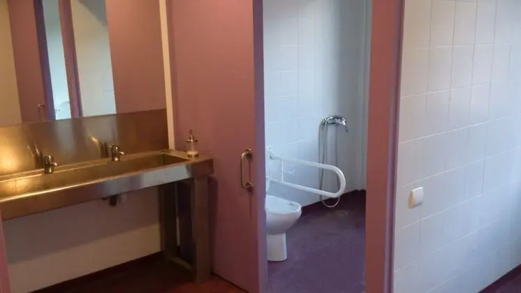 Ortak Ranzalı Oda, Karma Ranzalı Oda, Engellilere Uygun, Ortak Banyo (1 bed in 6 Bed Dorm)