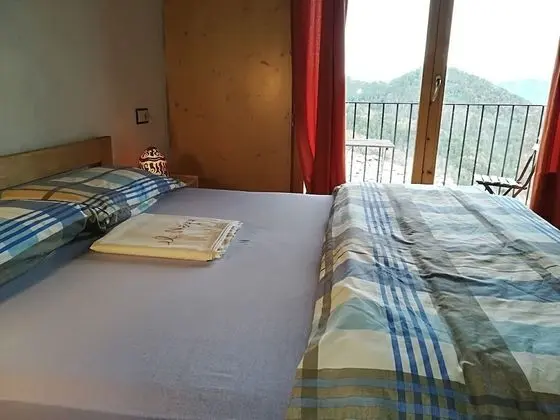 Tek Büyük veya İki Ayrı Yataklı Oda, Ortak Banyo (Balcony)