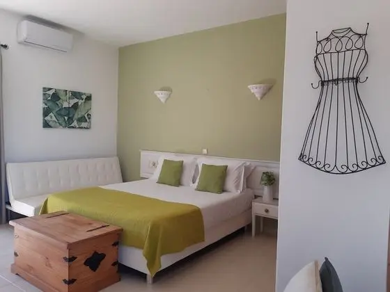 Traditional Tek Büyük Yataklı Oda, Havuz Manzaralı