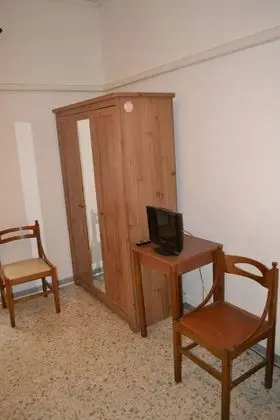 Basic Tek Büyük veya İki Ayrı Yataklı Oda