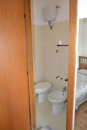 Basic Tek Büyük veya İki Ayrı Yataklı Oda