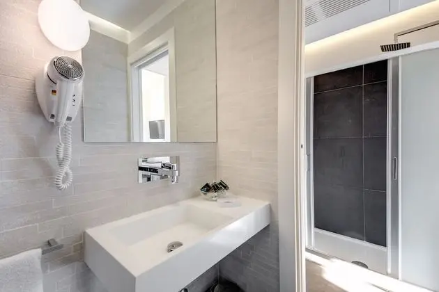 Junior Süit (Pantheon View)