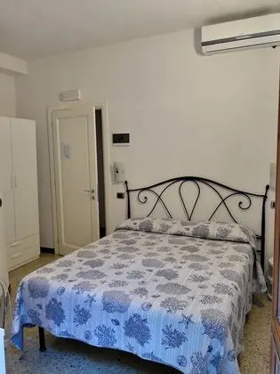 Basic Büyük Yataklı Tek Kişilik Oda, 1 Büyük (Queen) Boy Yatak