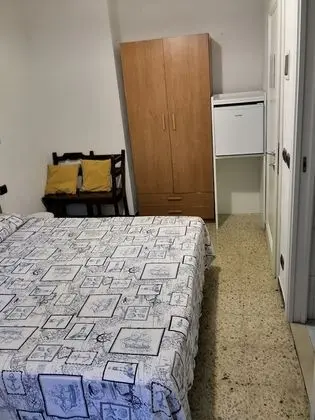 Basic Tek Büyük Yataklı Oda, 1 Büyük (Queen) Boy Yatak