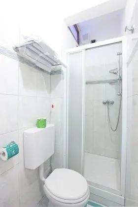 Basic Tek Büyük Yataklı Oda, 1 Büyük (Queen) Boy Yatak
