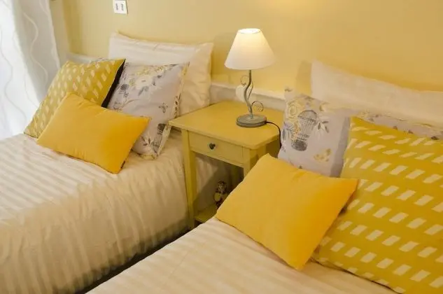 Tek Büyük veya İki Ayrı Yataklı Oda