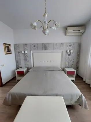 Tek Büyük veya İki Ayrı Yataklı Oda