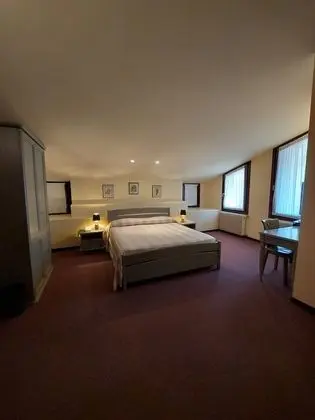 Tek Büyük veya İki Ayrı Yataklı Oda