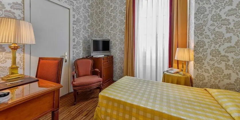 Comfort Tek Kişilik Oda
