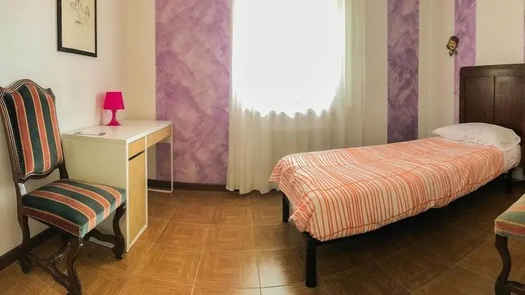 Tek Kişilik Oda, Vadi Manzaralı