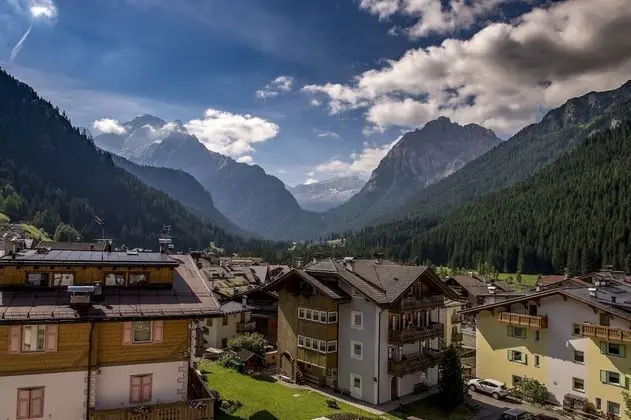 Üç Kişilik Oda, 1 Yatak Odası