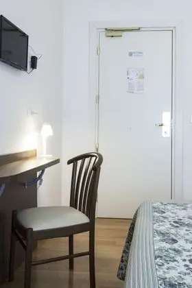 Tek Büyük Yataklı Oda, 1 Yatak Odası