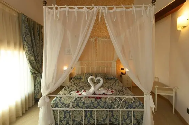 Süit, 2 Çift Kişilik Yatak