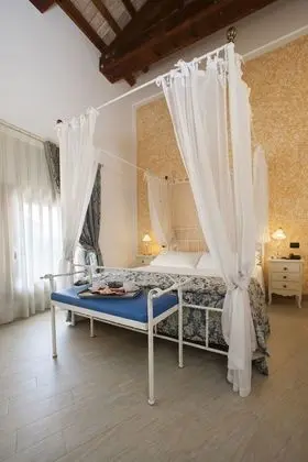 Süit, 2 Çift Kişilik Yatak