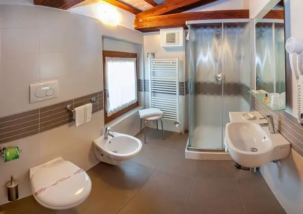 Superior Tek Büyük Yataklı Oda