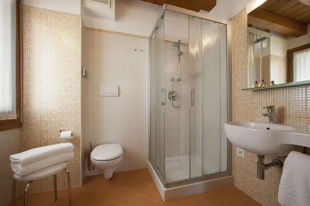 Superior Tek Büyük Yataklı Oda