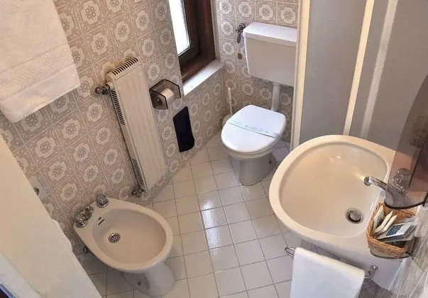 Economy Tek Büyük Yataklı Oda