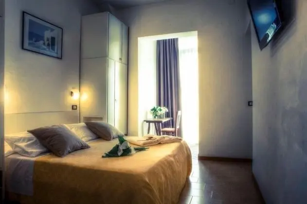 Economy Tek Büyük Yataklı Oda