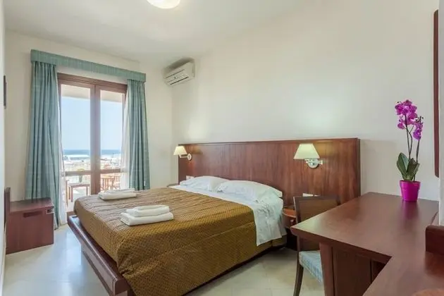 Tek Büyük Yataklı Oda, Deniz Manzaralı