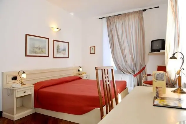 Standard Büyük Yataklı Tek Kişilik Oda