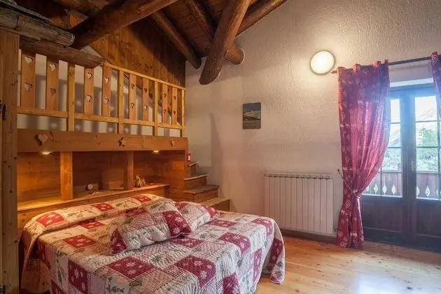 Üç Kişilik Oda, Balkon, Vadi Manzaralı