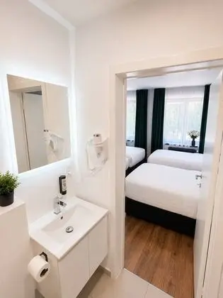 Üç Kişilik Oda