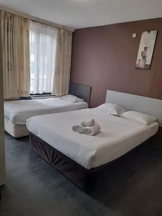 Üç Kişilik Oda