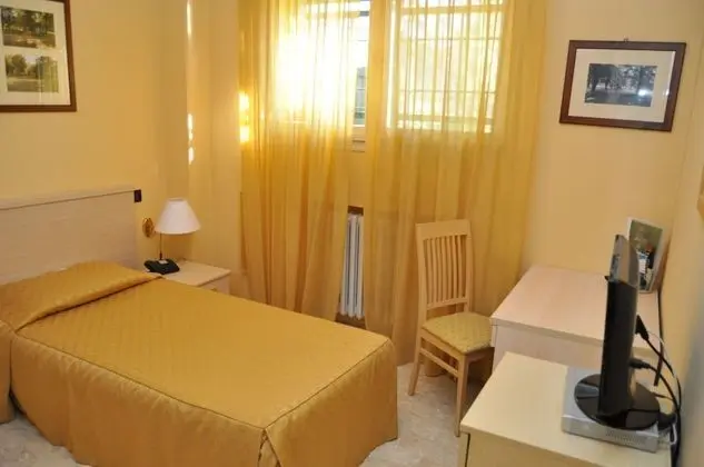 Standard Tek Kişilik Oda